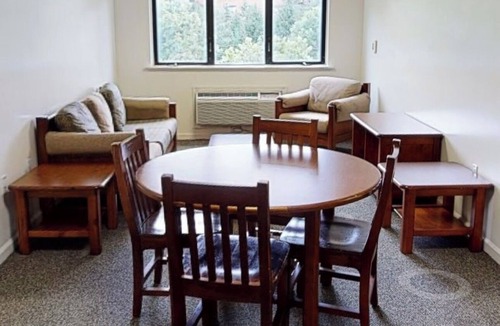 Caldwell Apartment | Apartment- 4 bedrooms in Caldwell, NJ