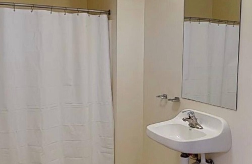 Caldwell Apartment | Apartment- 4 bedrooms in Caldwell, NJ