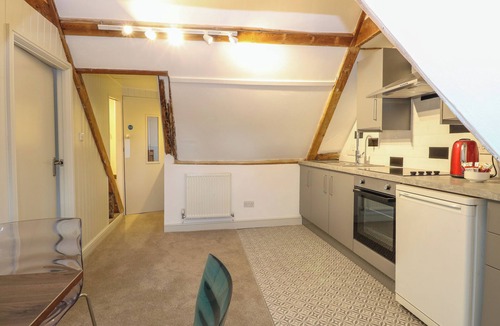 Harleston Cottage | Apartment 4 Chameleon House