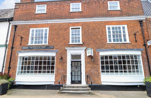 Harleston Cottage | Apartment 4 Chameleon House