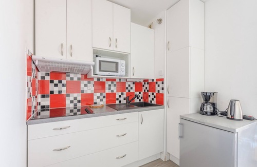 Quartier du Casino Apartment | Apartment 4 Pers. Terrace, AC, Shared Pool