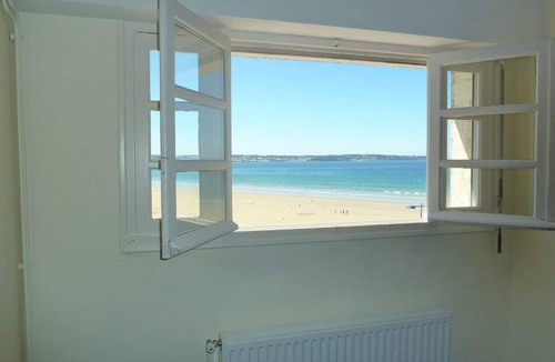 Finistere Apartment | - Apartment 4 -