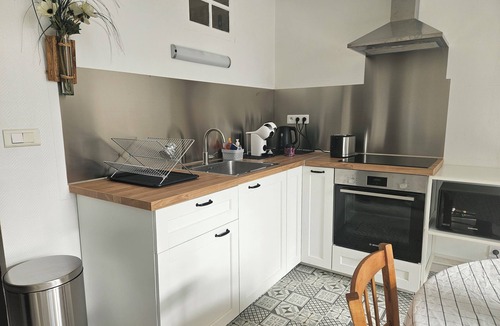 Anatole France Apartment | Apartment 40 m² near the Canal de la Robine