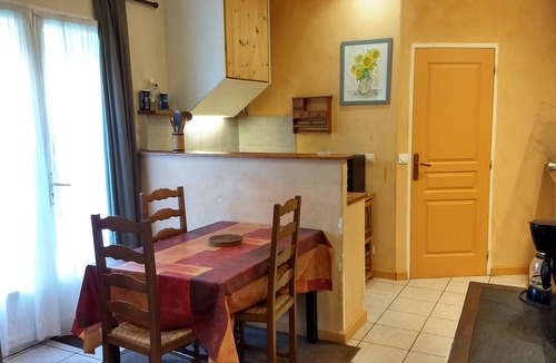 Saumur Apartment | Apartment 40m2 ground floor, close to the center of Saumur