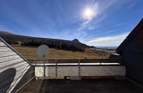 Chastreix Apartment | APARTMENT 5/6 PEOPLE RESORT CHASTREIX SANCY