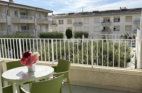 L'Estartit Apartment | APARTMENT (5 ADULTS) POOL VIEW