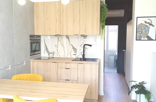Lamalou-les-Bains Apartment | Apartment 5 minutes from spa, air-conditioned, pets welcome.