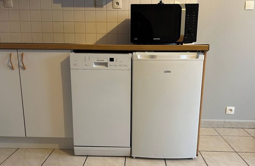 Ascq Apartment | Apartment 5 minutes from Decathlon Arena, including secure parking. Free shuttle