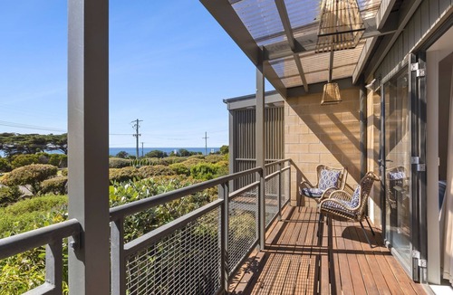 Lorne Apartment | Apartment 5 Pacific Apartments