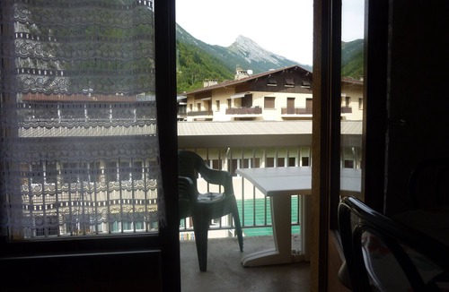 Thones Apartment | APARTMENT 5 SLEEPING TUNA 74230