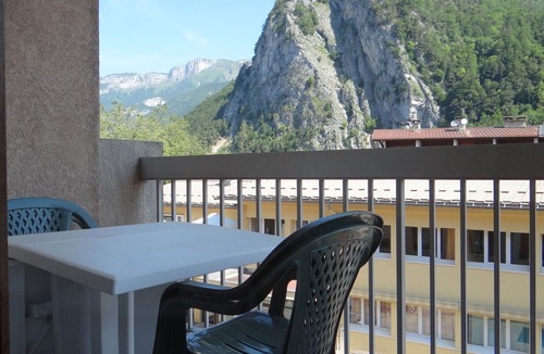 Thones Apartment | APARTMENT 5 SLEEPING TUNA 74230