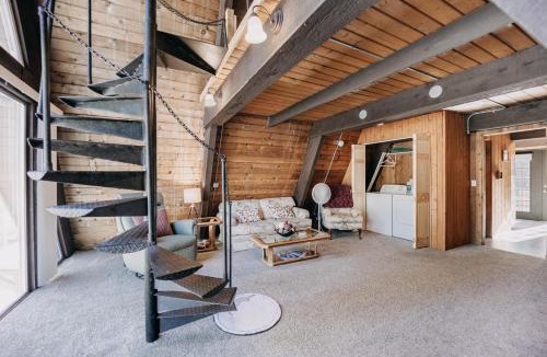 Maple Falls Apartment | Apartment #5