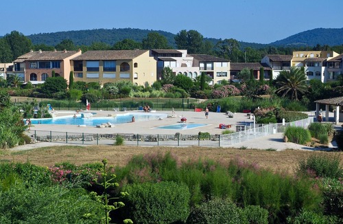 Port Cogolin Apartment | Apartment 50 m from the beach.