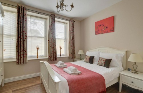 Hele Apartment | Apartment 6 Cove View