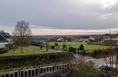 Rieux Apartment | Apartment 6 km from Redon, 35 km from the sea