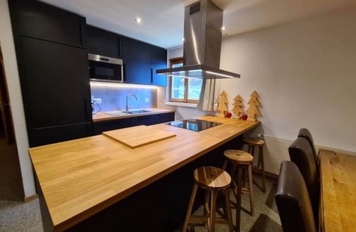 Veysonnaz Apartment | Apartment, 600m from cable car