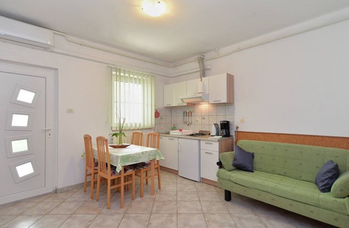 Gregovica Apartment | Apartment 624/1489 (Istria - Pula), 2500m from the beach