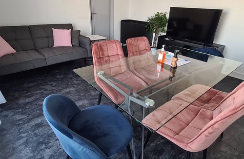 Noisy-le-Grand Apartment | Apartment 65m² Paris ♡ Disney ♡ Centrex ☆ RER A