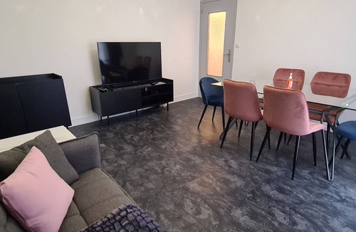 Noisy-le-Grand Apartment | Apartment 65m² Paris ♡ Disney ♡ Centrex ☆ RER A