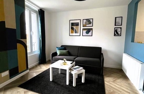Montreuil Apartment | Apartment 7 - LE ROMAN