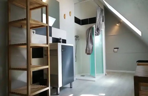 Bagneres-de-Luchon Apartment | APARTMENT 70m2 TERRACE WIFI - 8 Pers