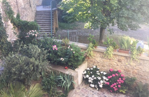 Vierzon Apartment | APARTMENT - 70 m2 - sleeps 2 max -