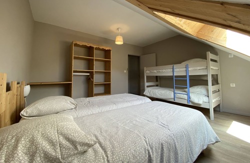 Albepierre-Bredons Apartment | APARTMENT 8 PEOPLE