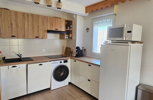 Gouaux-de-Larboust Apartment | Apartment 8 ppl, Peyragudes, near slopes and parking
