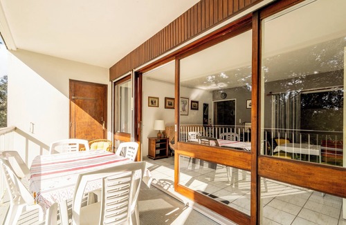 Pornic Apartment | Apartment 'A 22' with Balcony