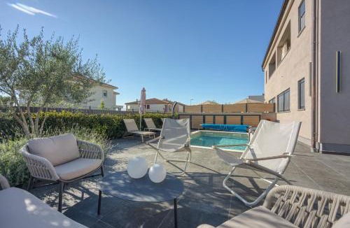 Vabriga Apartment | Apartment Abrega with private pool