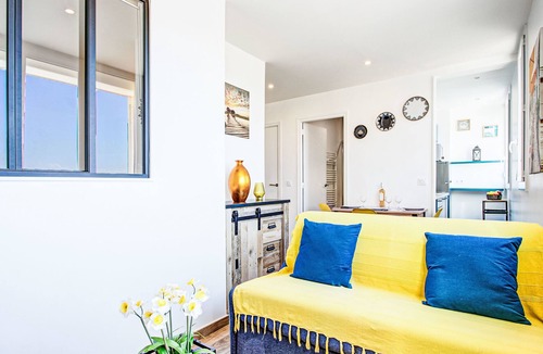 Mediterranee Apartment | Apartment Ajoupa by Interhome