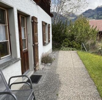 Zweisimmen Apartment | Apartment Akelei - klein by Interhome