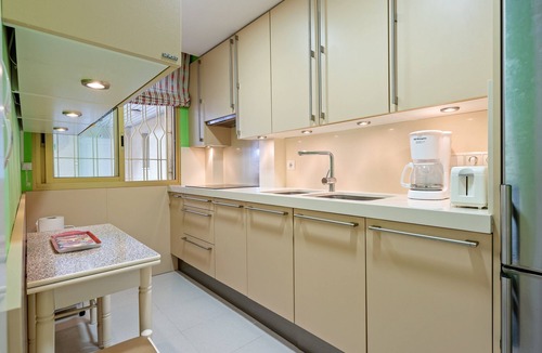 Cambrils Apartment | Apartment 'Albatros' with Sea View, Wi-Fi and Air Conditioning