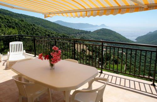 Partinello Apartment | Apartment Aloes by Interhome