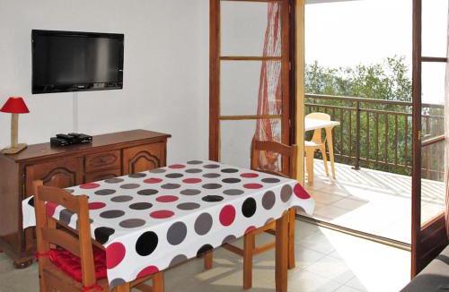 Partinello Apartment | Apartment Aloes by Interhome