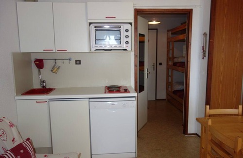 Eclose-Ouest Apartment | APARTMENT ALPE Dhuez DISTRICT Passeaux