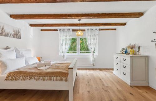 Luchsingen Apartment | Apartment Alpenzauber Chalet by Interhome
