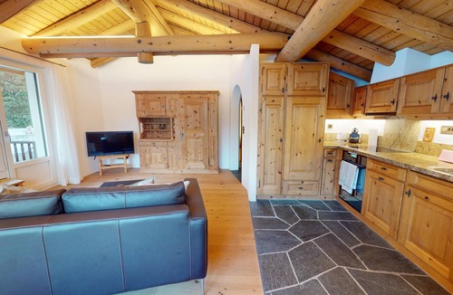 Sils-Maria Apartment | Apartment Alvetern - Stylish Apartment in Sils Maria