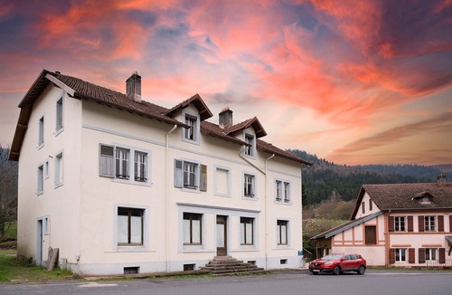 Moussey Apartment | Apartment among the fir trees