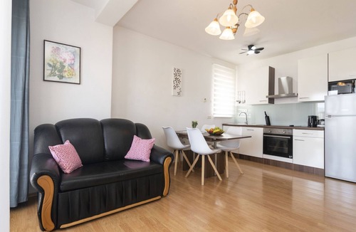 Slatine Apartment | Apartment Anđa by Interhome