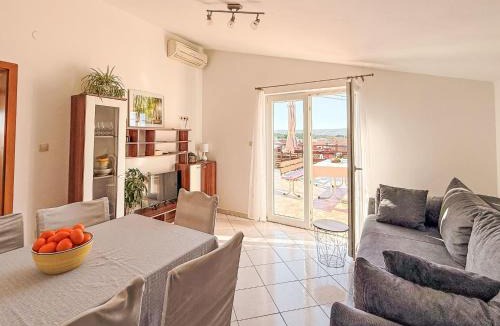 Turanj Apartment | Apartment Ana-2 by Interhome
