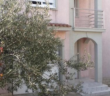 Sveti Filip i Jakov House | Apartment and Rooms Santini