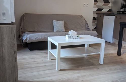 Saint-Claude Apartment | Apartment and playroom