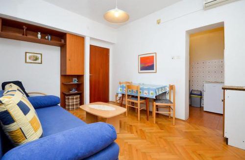 Zrce Apartment | Apartment and Rooms Biserka