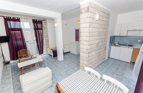 Bili brig Apartment | Apartment and Rooms Ivan