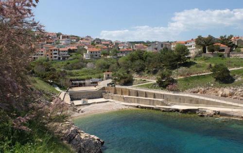 Vrbnik Apartment | Apartment and Rooms Luka