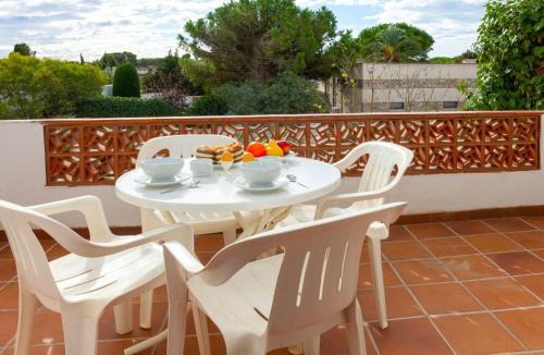 L'Escala Apartment | Apartment Anfora 9 by Interhome