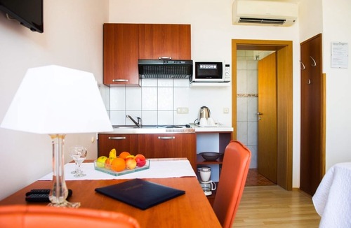 Podstrana Apartment | Apartment Anka - with open jacuzzi: SA2(2) - Podstrana, Riviera Split, Croatia