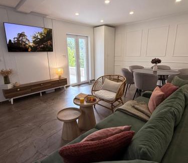 Prijevor Apartment | Apartment Anoi, Dubrovnik- Free parking & terrace with a view