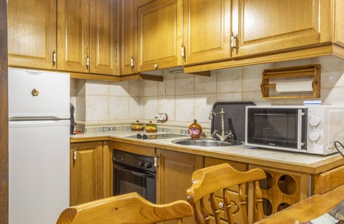 Espot Apartment | Apartment 'Apartamento La Mainera' with Mountain View, Shared Terrace and Wi-Fi
